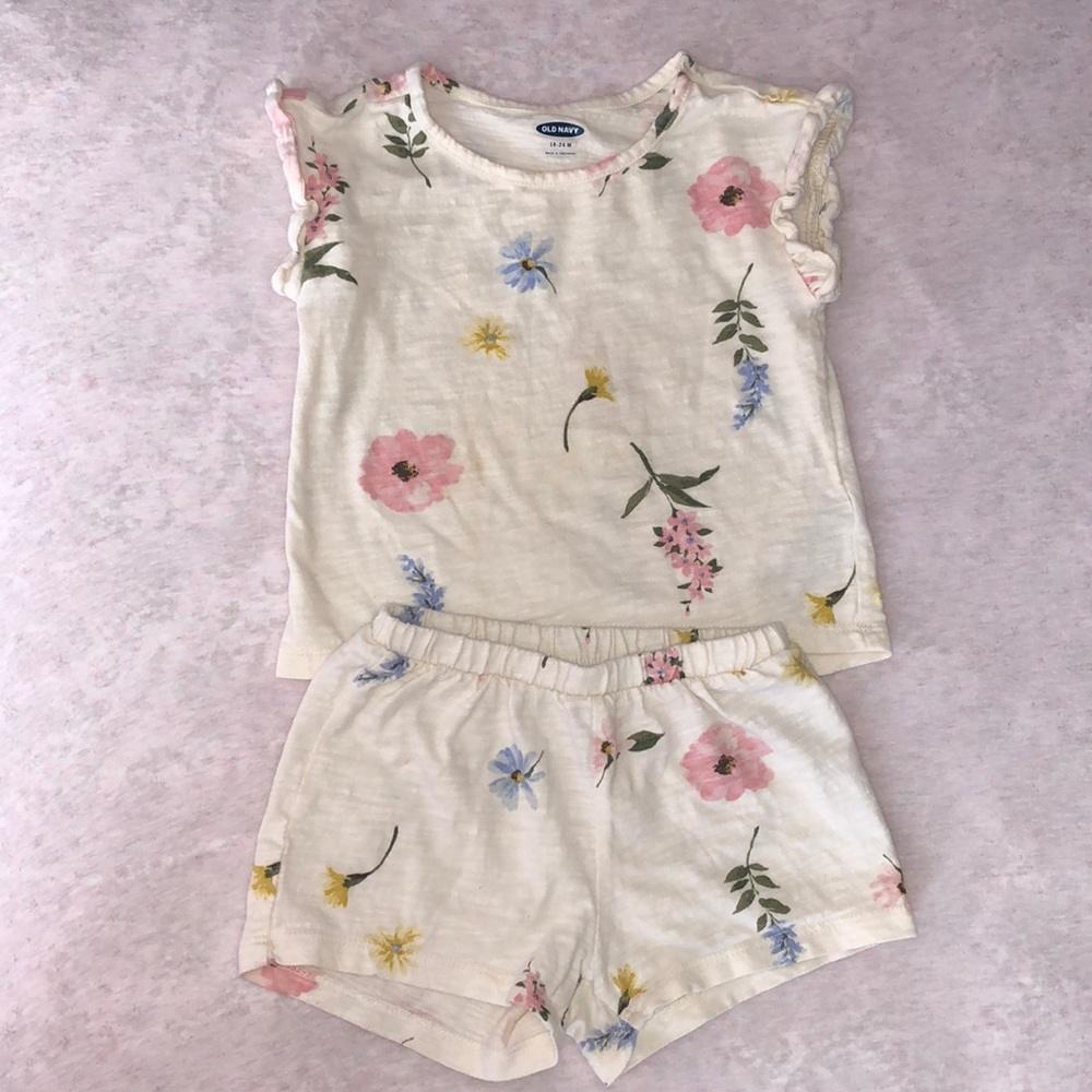 Old Navy 18-24M Floral Set